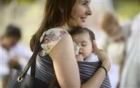 الرضاعة الطبيعية تقوي قلوب الأمهات